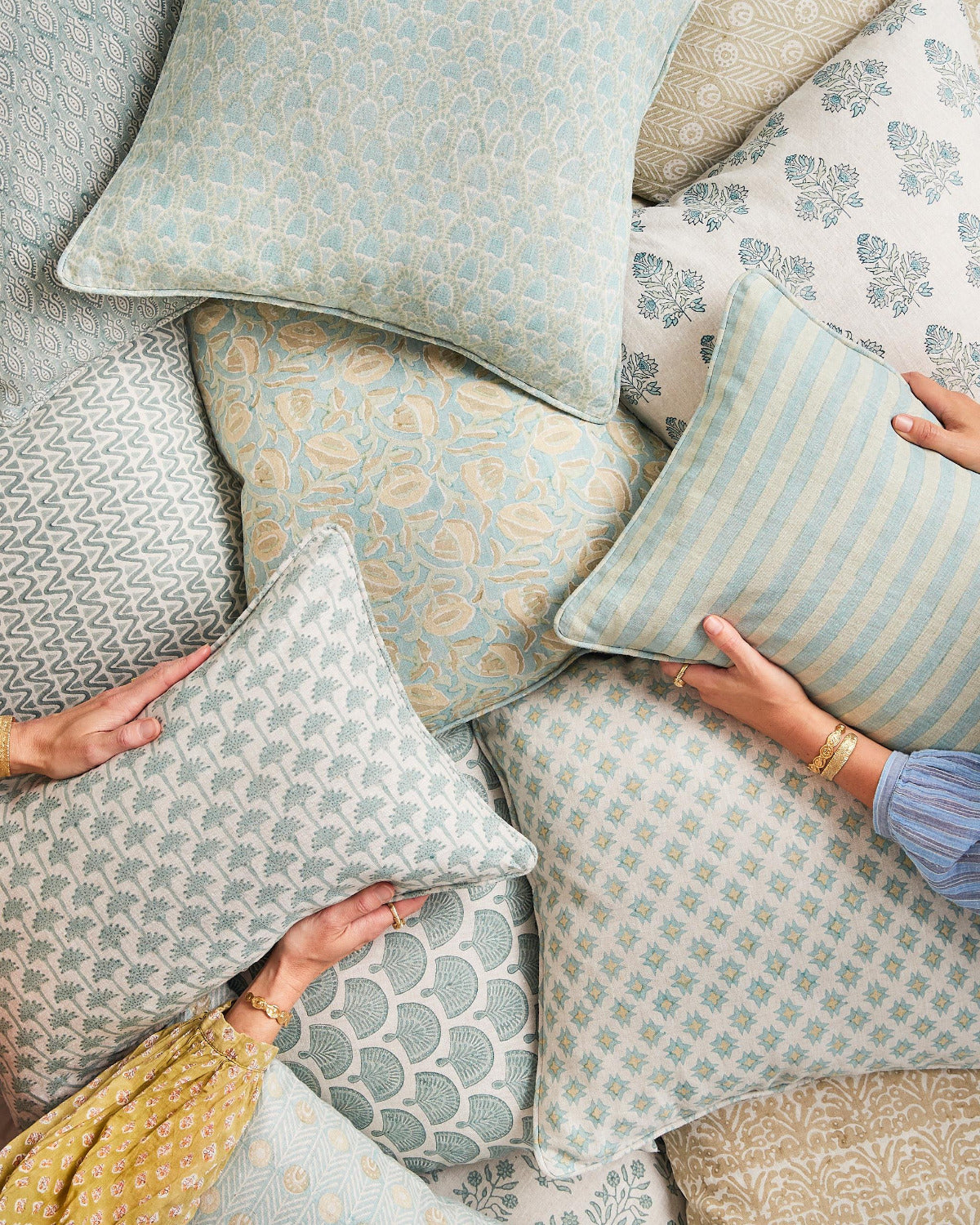 Walter_G_Cenote_Pillow_Pile.