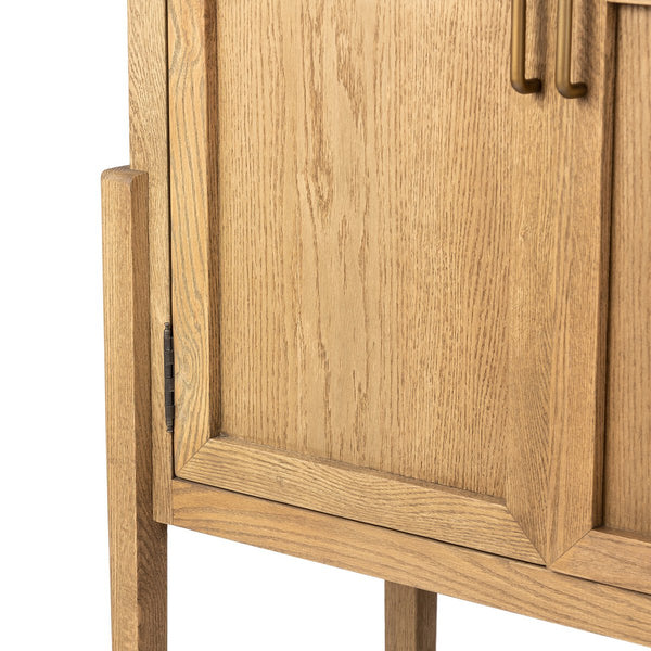 Amelia Oak Bar Cabinet - closeup of doors