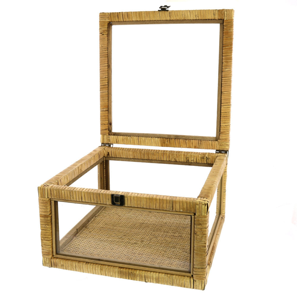 Cayman Rattan Square Case with glass lid open