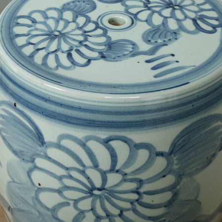 Dahlia Garden Stool Closeup