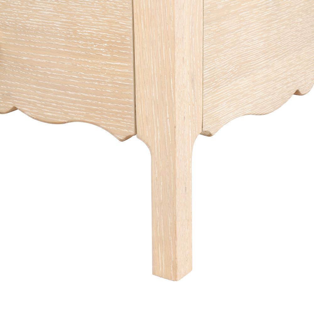 Alice Desk Leg Detail