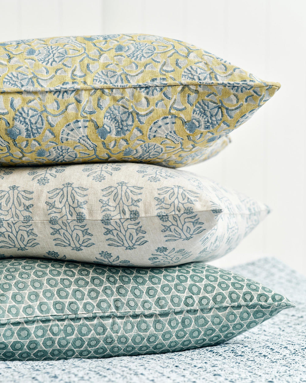 Bejmat Celadon Pillow Cover Stack