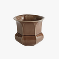 Calixte Brown Planter