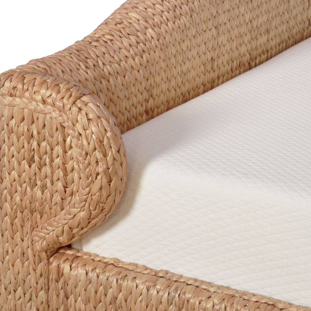 Jarrett Woven Water Hyacinth Bed - curved details