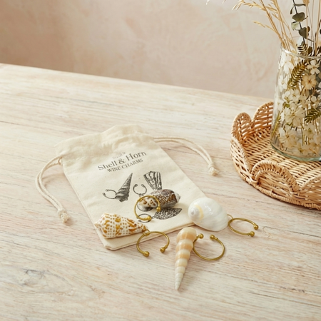 Las Brisas Shell Drink Charms with cotton pouch