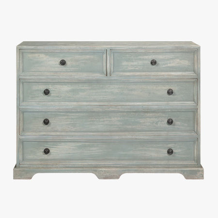 Finnegan Chest