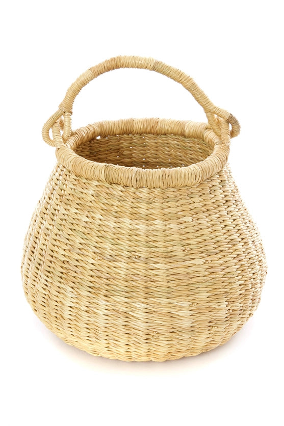 Straw Kettle Basket Tote - swing handle