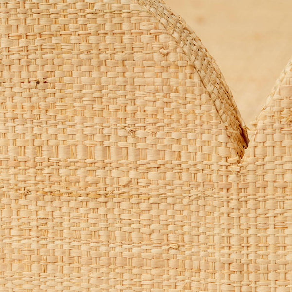 Wonderland Scalloped Raffia Tray texture closeup