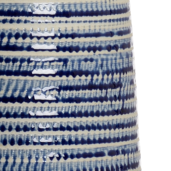 Hampshire Blue Table Lamp Texture details
