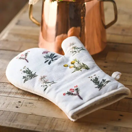 Flora Oven Mitt with copper pot